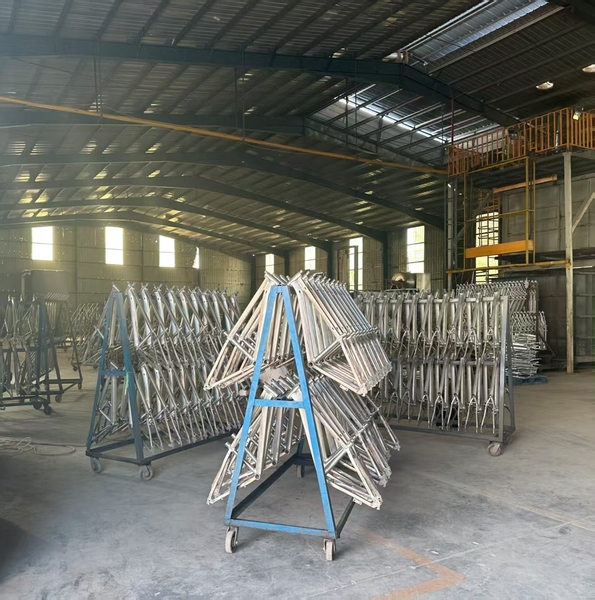 QINGDAO BESTRIDING SPORTS CO.,LTD ligne de production du fabricant