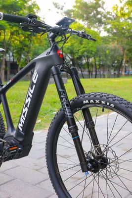 MOTINOVA Vélos de montagne électriques Vélos électriques à carbone avec moteur sans balai et vitesse maximale de 50 km/h