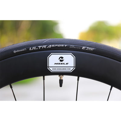 22 Vélosité du vélo de route au carbone avec pneu 700*25C et frein à disque 31.8*420 manette de carbone