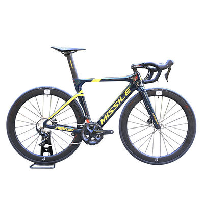 Vélo de route en fibre de carbone pour hommes avec matériau de jante 430/470/500/530 et cadre en fibre de carbone