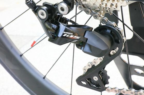 Vélo de route en fibre de carbone pour hommes avec matériau de jante 430/470/500/530 et cadre en fibre de carbone