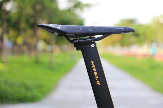 Matériau de la jante de la bicyclette de route en fibre de carbone Combinaison parfaite de force et de vitesse