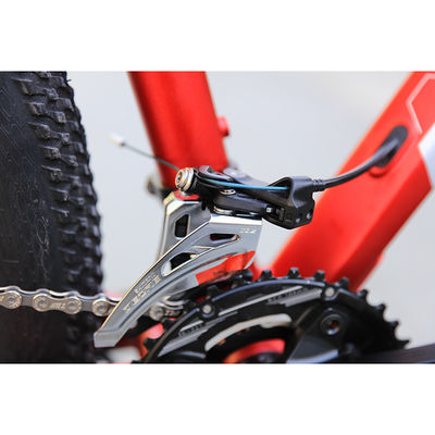 Tailles personnalisées de vélo d'exercice 29 pouces Vélo de montagne avec 22 engrenages de vitesse et soudures lisses