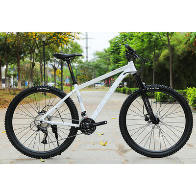 Casque de vélo de montagne en alliage d'aluminium pour les adolescents aventureux sur vélo électrique et pneus gras