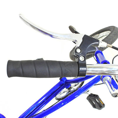 Fréquence avant arrière 16 pouces adulte tricycle Trike avec pédale en aluminium et vitesse unique