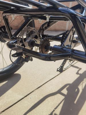 Cadre en acier au carbone élevé 7 vitesses Trike cargo avec roues en alliage d'aluminium de 24 pouces d'épaisseur