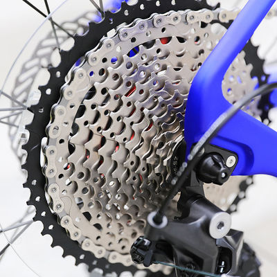 Amenez votre conduite au niveau supérieur avec notre vélo de montagne à double suspension de 29 pouces