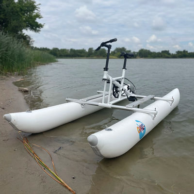 Hôtel de villégiature équipement de jeux aquatiques Alloy vélo à pédales flottant vélo à eau gonflable