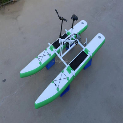 Sport nautique en plein air Vélo nautique métallique avec vélo à hélice flottant gonflable