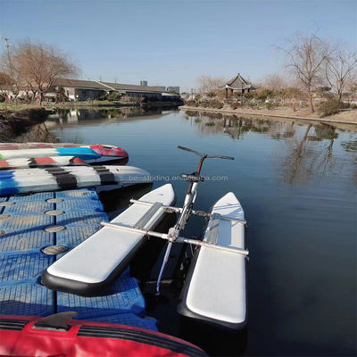Sport nautique en plein air Vélo nautique métallique avec vélo à hélice flottant gonflable