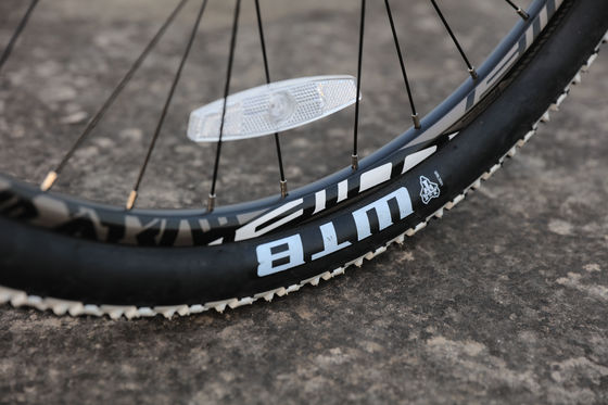 Vélo de montagne à fourchette en aluminium Sensah MX10 10S Derrailleur arrière 27.5 pouces Pleine suspension