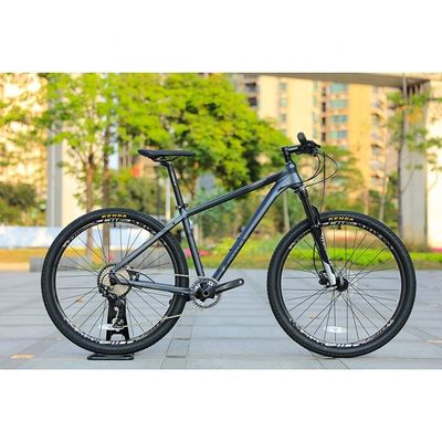 Cadre à toute épreuve de choc 29 " MTB Vélo de montagne avec télécommande de verrouillage de la fourchette de ressort d'huile