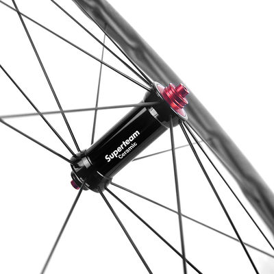 Vélos routiers 700c Vélos de fibre de carbone 50mm Clincher Vélos de carbone Vélos de vélo