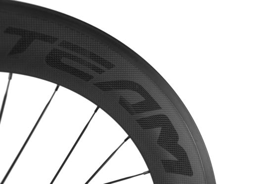 Découvrez la puissance de la roue en fibre de carbone 700C pour vélos de route Le choix parfait