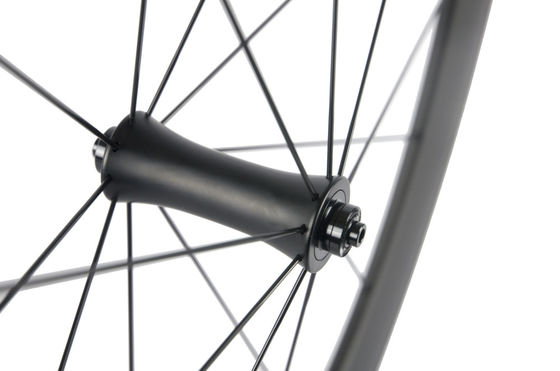 25mm largeur 50mm profondeur vélo routier sans tube roue de carbone ensemble 38C-25-R7 et personnalisation