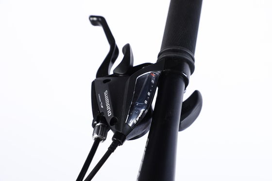Grand ensemble de vélo de montagne pour femmes équipé d'un moyeu de cassette et d'un rebord à double paroi
