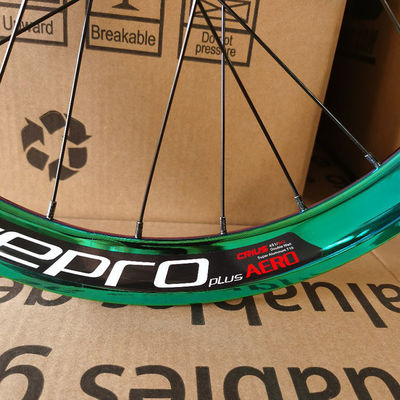 20 pouces de roue en fibre de carbone pour vélos de route 8/9/10/11 vitesse double paroi couleur arc-en-ciel