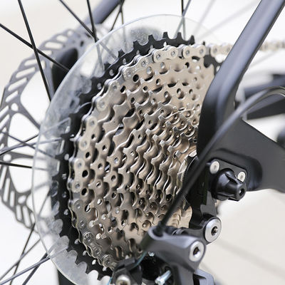 Vélo de montagne en fibre de carbone de 29 pouces pour adultes avec une cassette HG de 11 à 50 T