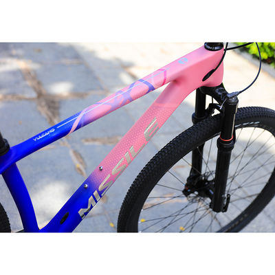 Vélo de montagne en fibre de carbone pour adultes 29 pouces fourchette en alliage d'aluminium