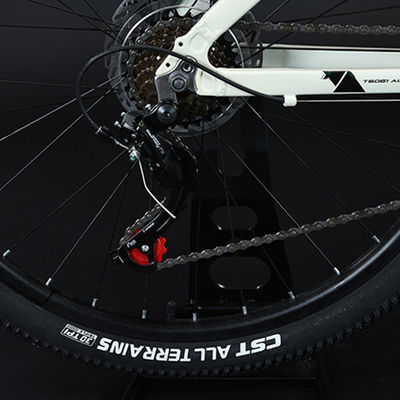 Bicycle de montagne de modèle de base en aluminium à 7 vitesses et frein à disque hydraulique