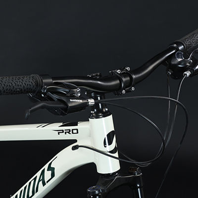 Bicycle de montagne de modèle de base en aluminium à 7 vitesses et frein à disque hydraulique