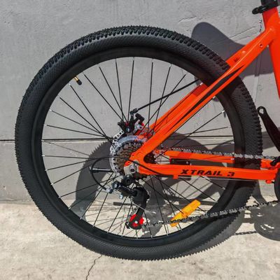 Vélo de montagne sportif cadre en alliage d'aluminium Vélo de montagne enduro